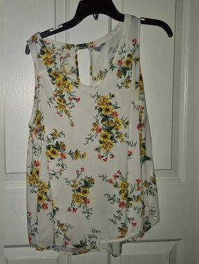 Old Navy Cream Floral Keyhole Tank with Yellow Blooms